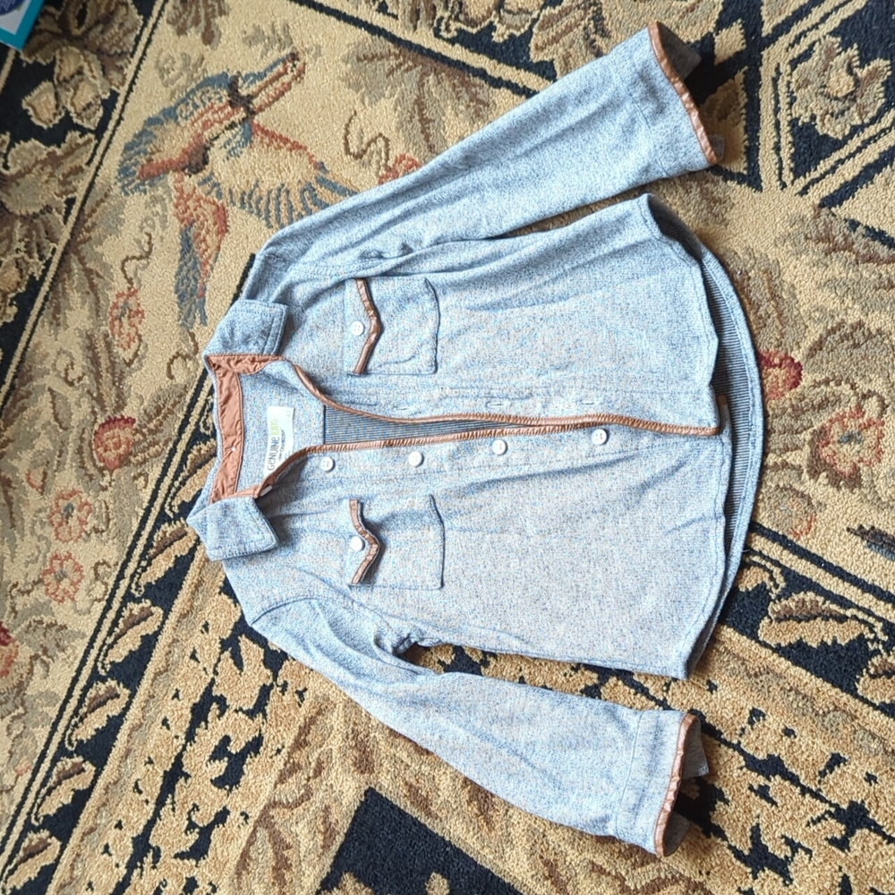 OshKosh gray button down with faux leather piping and white buttons size 4T